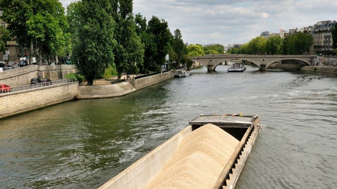 5ecd35ae-2-jo-2024-les-cerealiers-inquiets-des-restrictions-de-navigation-sur-la-seine