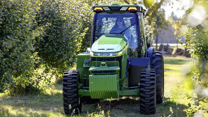 E-PowerTracteurJohnDeere1